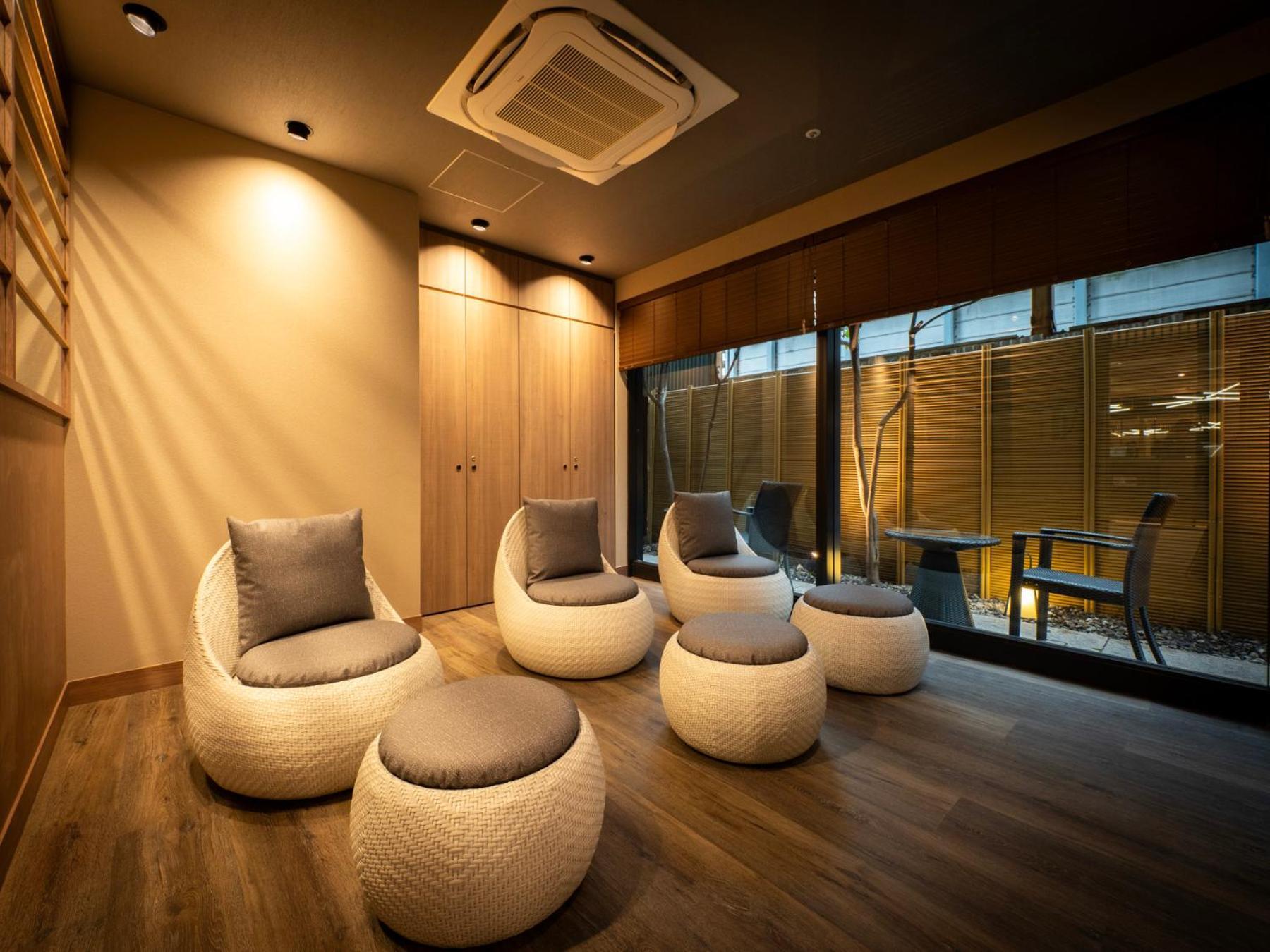 酒店 Super Natural Hot Springs 3*